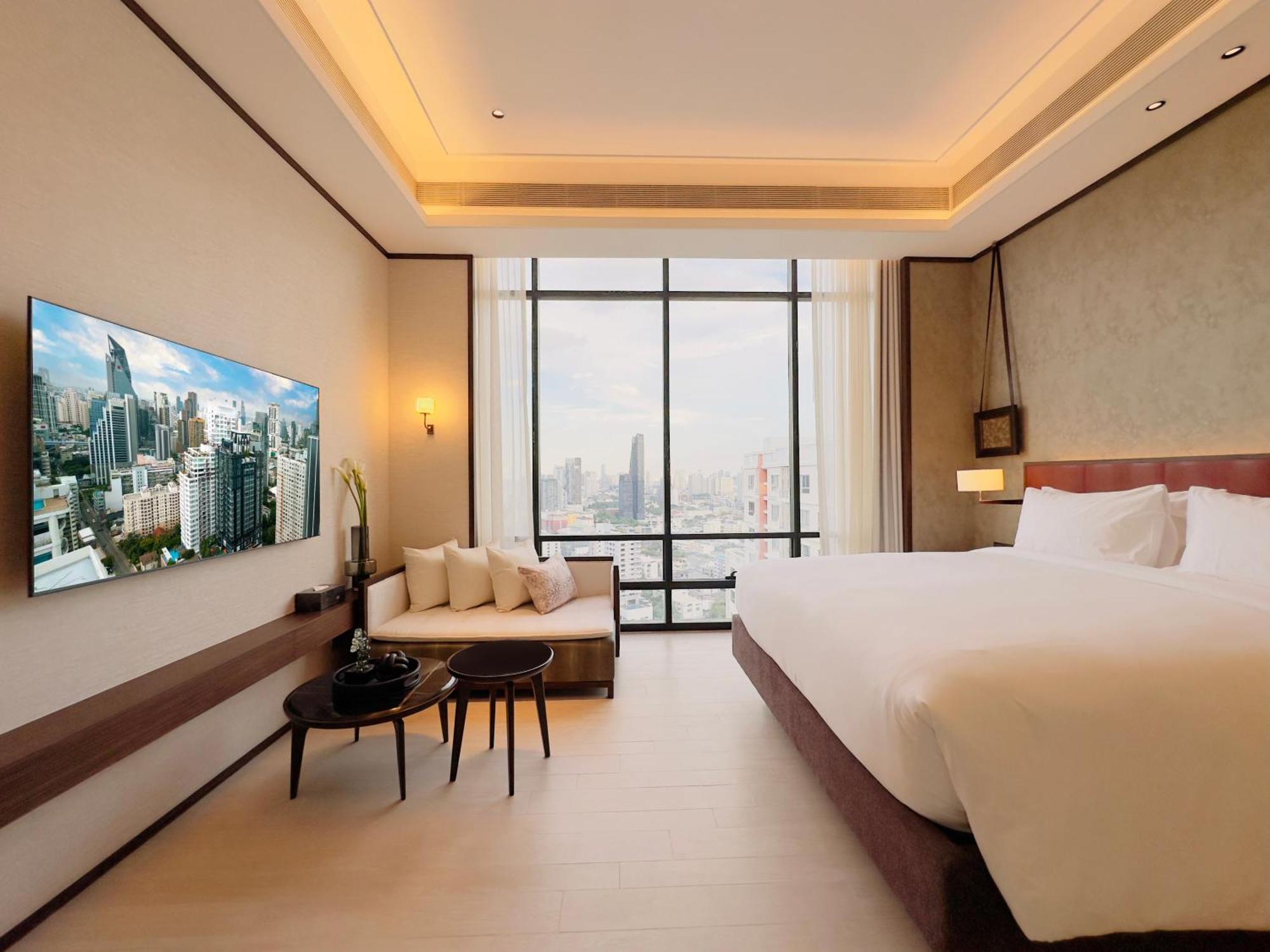 Silq & Hotel